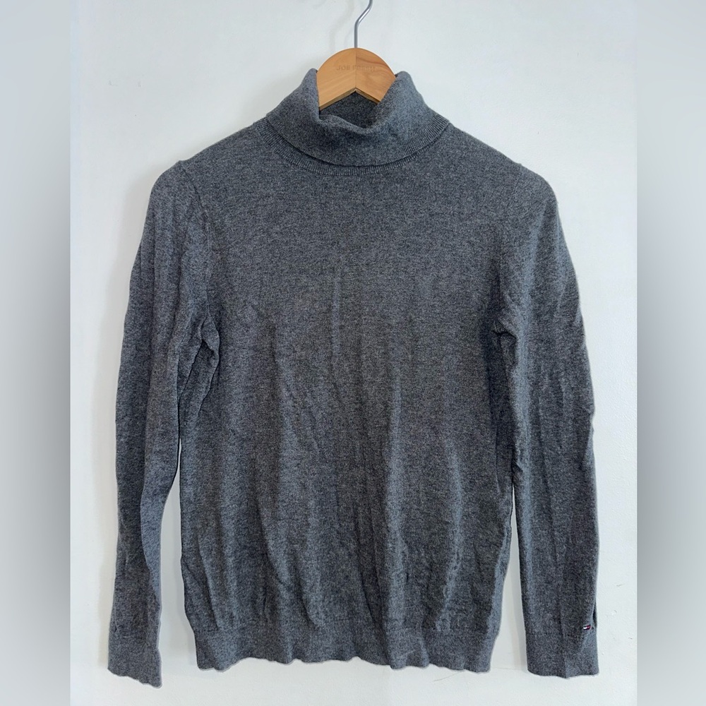 Tommy Hilfiger Gray Turtleneck Sweater